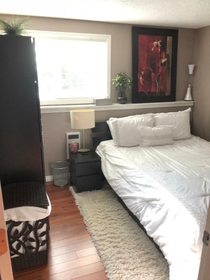 Cozy And Modern 3 Bedroom In Central Location! 빅토리아 외부 사진